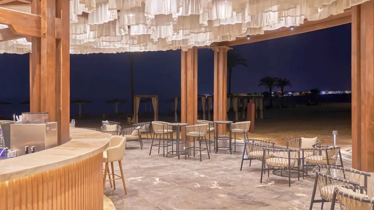 الفندق ترو بيتش ريزورت - مرسى علم